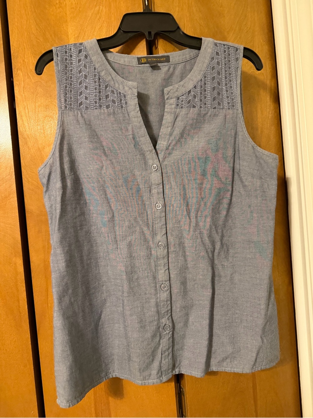 Outback Red Sleeveless Chambray Button-Front Top in Light Blue